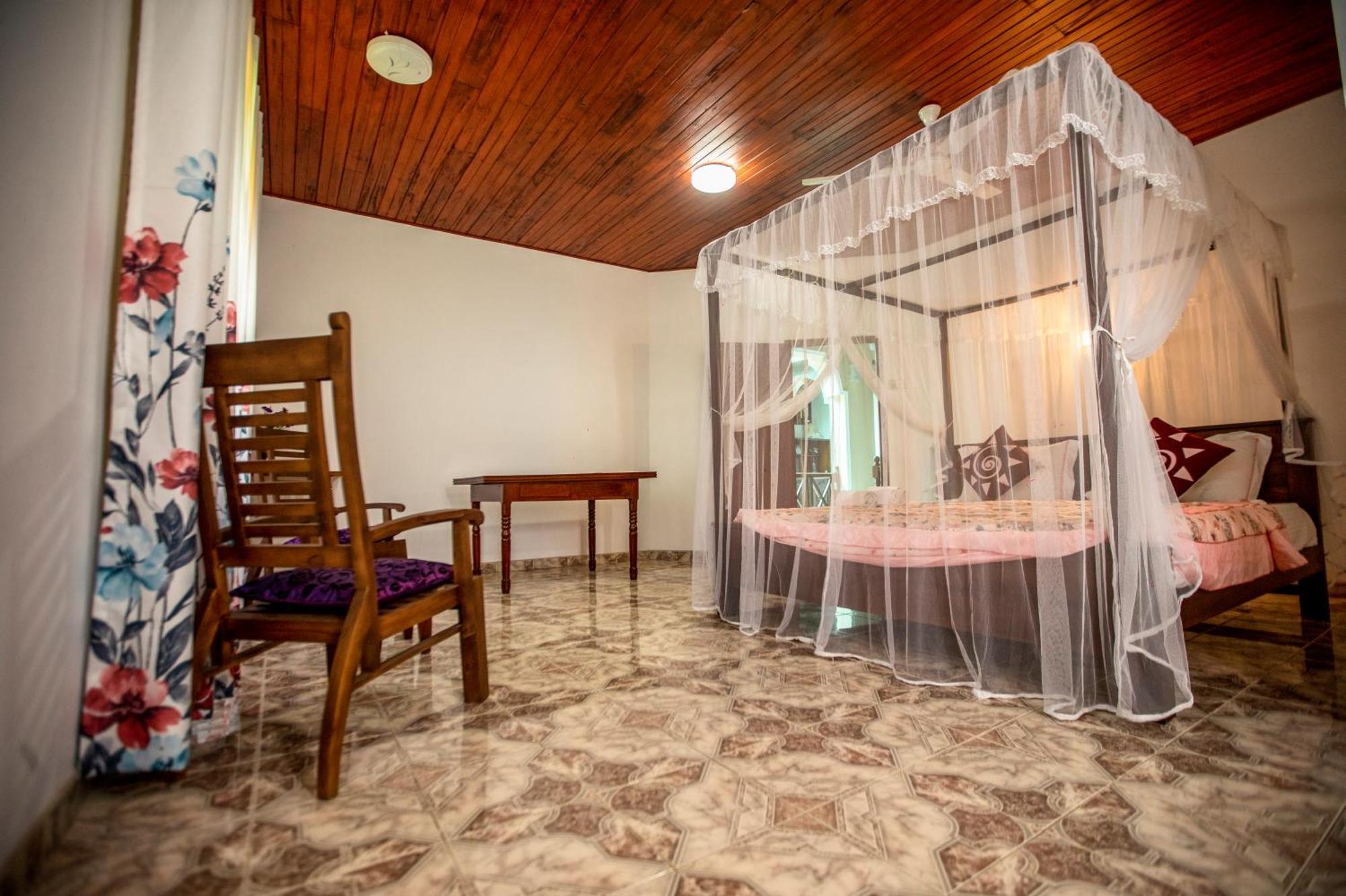 Three Shades Bed & Breakfast Galle Exterior photo