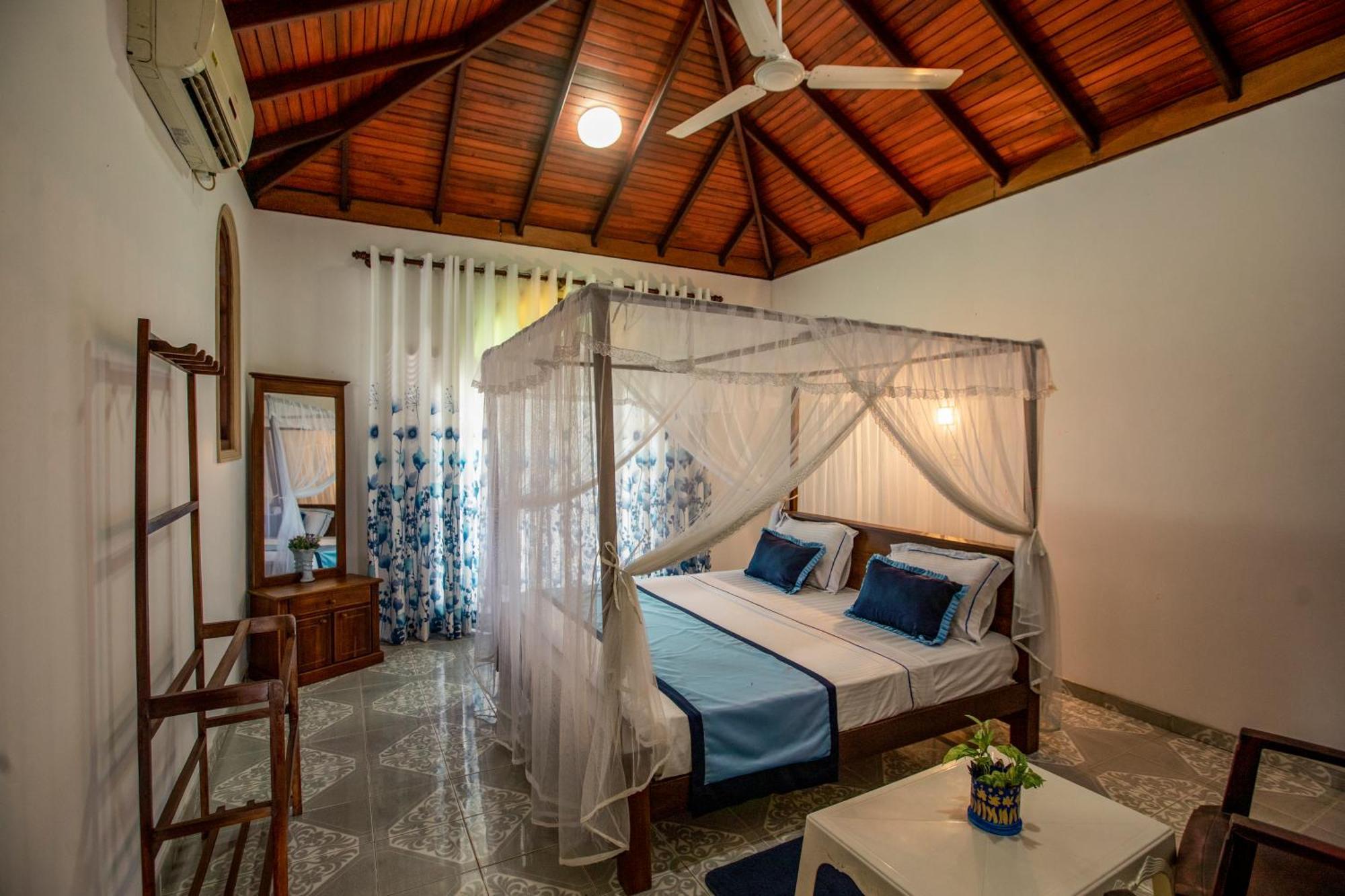 Three Shades Bed & Breakfast Galle Exterior photo